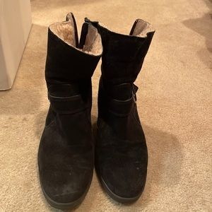 Ugg womens suede wedge boot